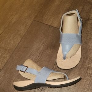 Vionic Light Blue Slingback Toe-Post Sandals Size 8